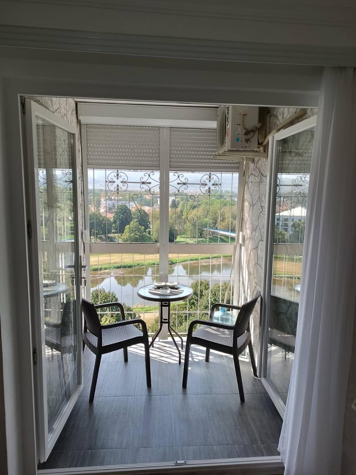 Apartamento Vemiur Čačak Exterior foto